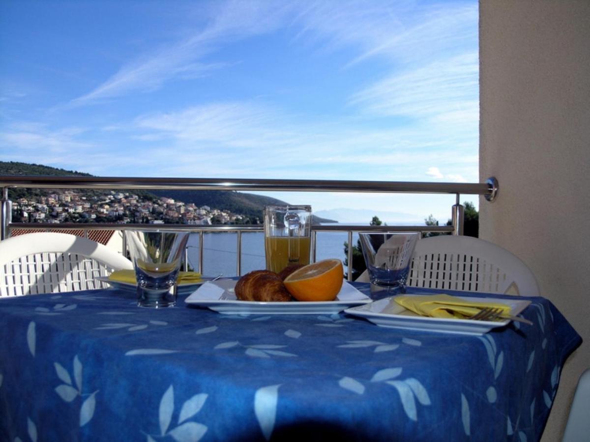 Apartments Aurelius - Relaxing With Gorgeous View Трогир Экстерьер фото